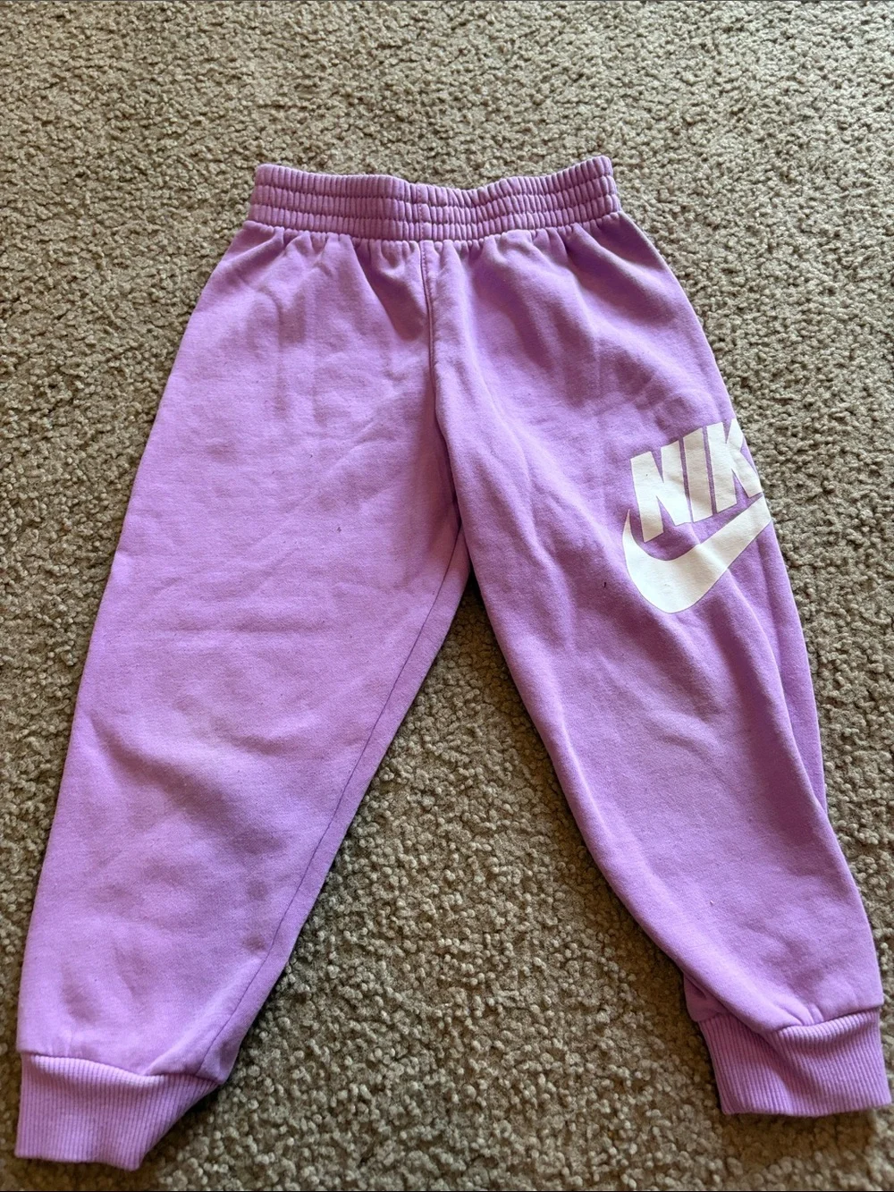 B15 4t Nike Lilac Kids Jogger Sweatpants with White Logo (stain)